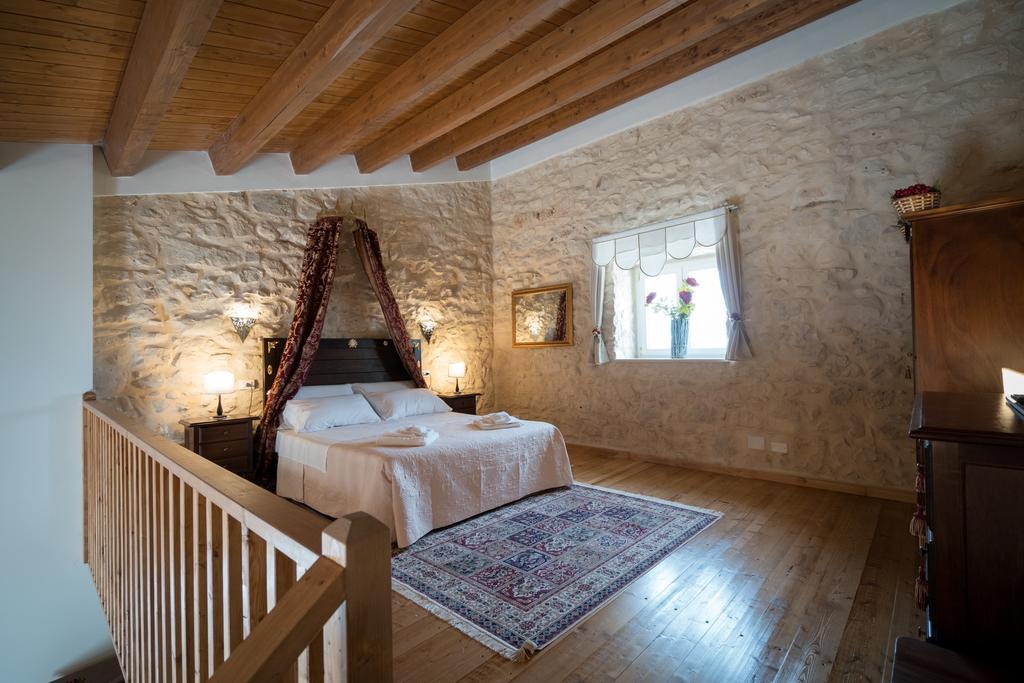 Casale 1821 Hotel รากูซา ภายนอก รูปภาพ