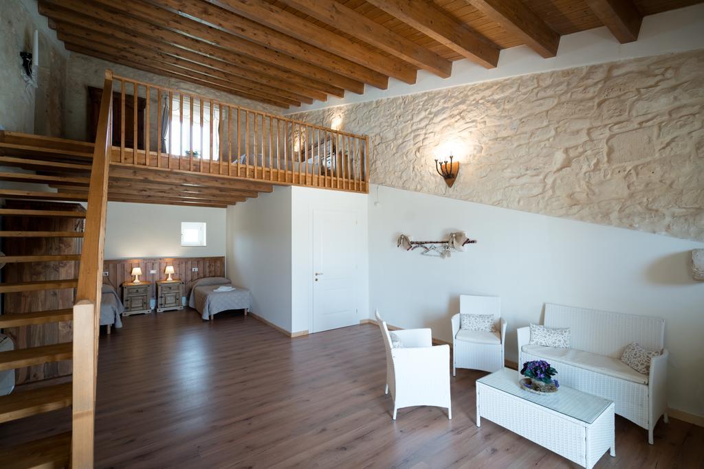 Casale 1821 Hotel รากูซา ภายนอก รูปภาพ