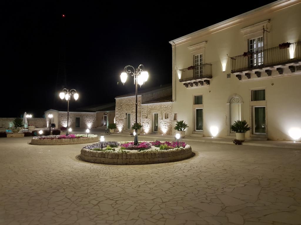 Casale 1821 Hotel รากูซา ภายนอก รูปภาพ
